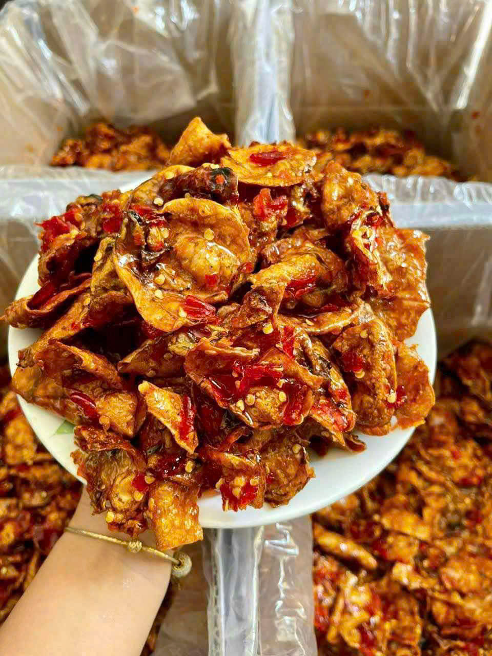 Mua Đặc Sản Miền Trung Làm Quà Ở Sài Gòn Ở Đâu Uy Tín?